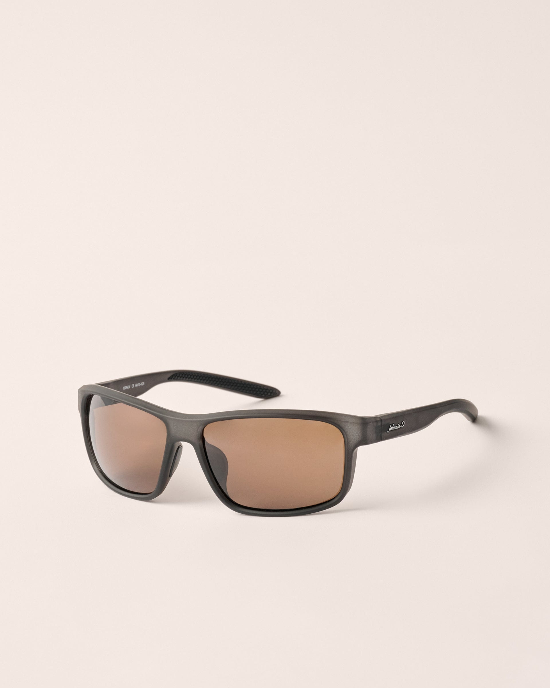 FA25_UNISEX_CYPRESSSUNGLASS_JUEY100030_BLACK_005