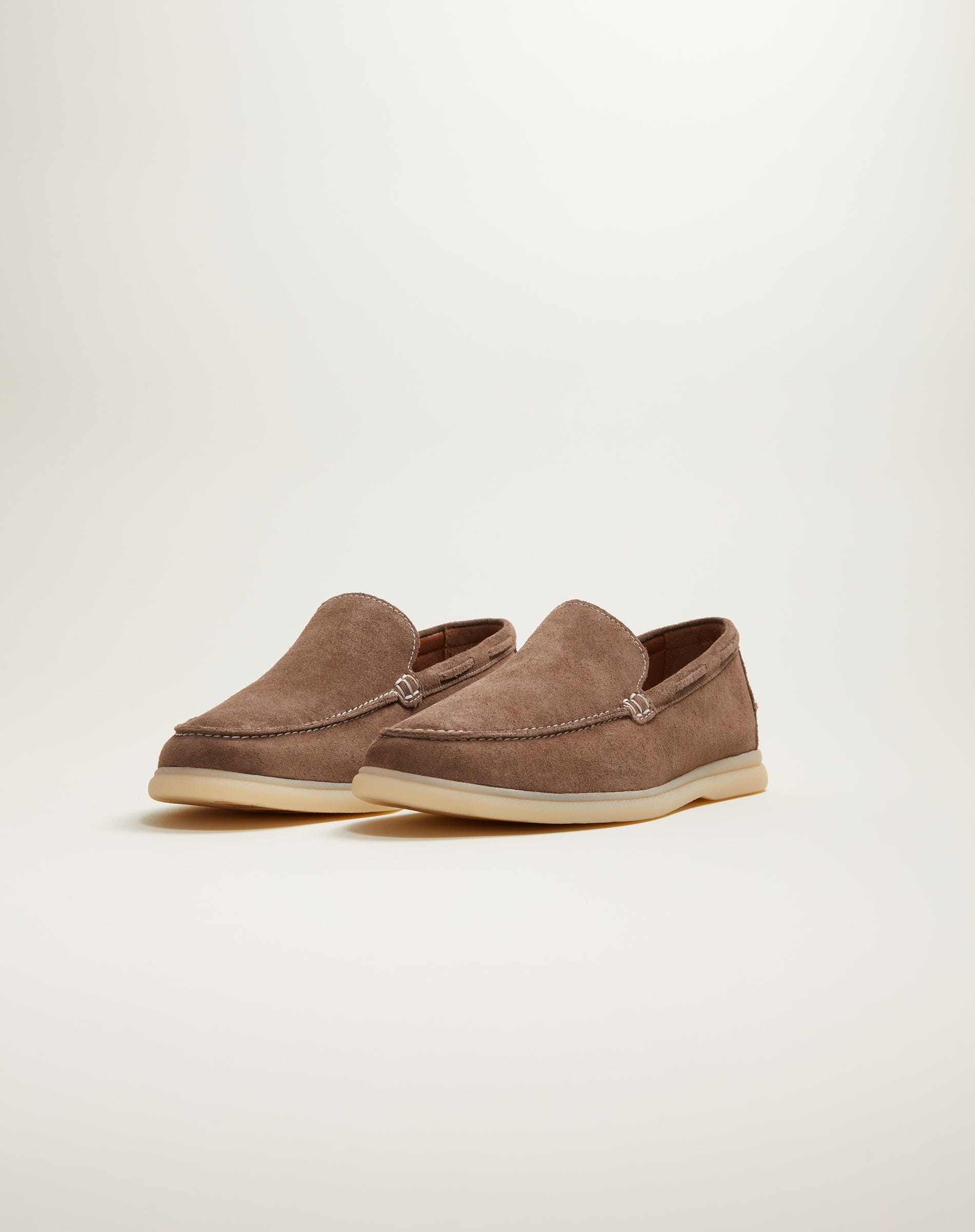 JMFW1700_TOBACCO_002_2e7e4a51-453d-43f5-aa6f-d0371a41d99a