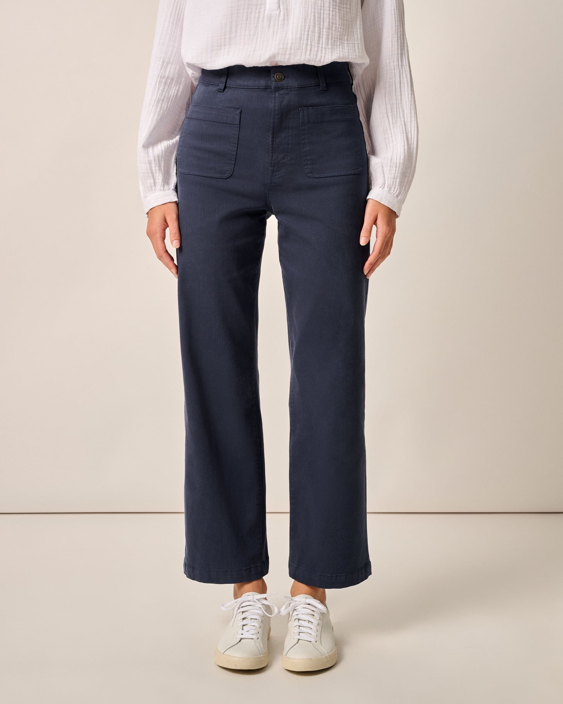 JWPA100030_EVERYDAYPANT_NAVY_FA24_056_f34cb344-ba66-4ffa-88a6-31efe73fcaab